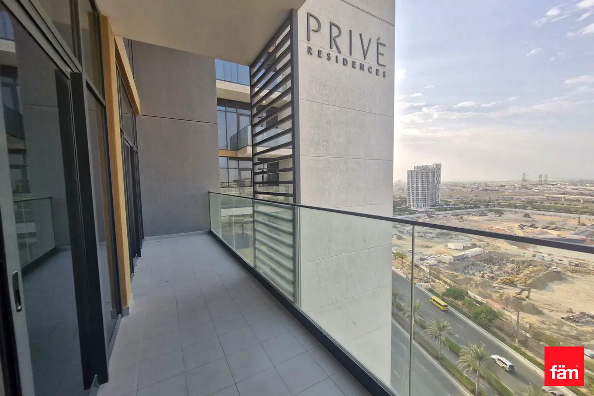 Below The Market | Close To Kings College | Vacnat