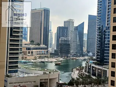Ready to Move in Apt with partial Marina and Sea View with kitchen appliances