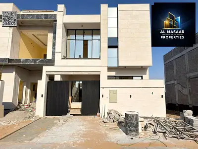 Villa for sale at a great price and in a prime location. 3 bedrooms, super deluxe finishing, freehold ownership, easy monthly installments, and freehold for all nationalities.