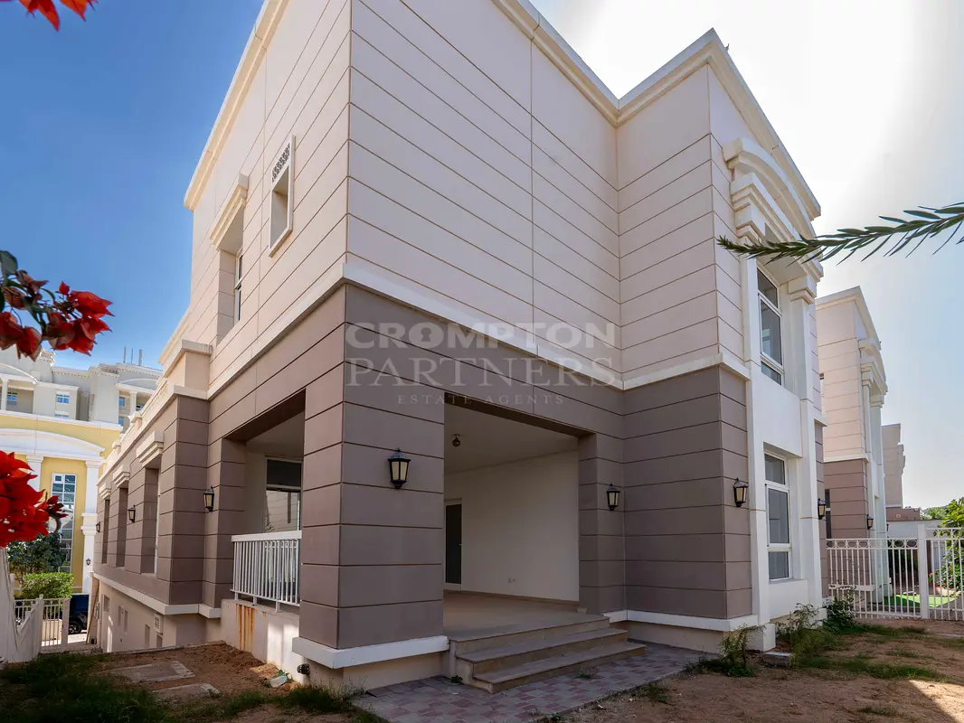 Elegant Family Villa | 4BR | Spacious Unit