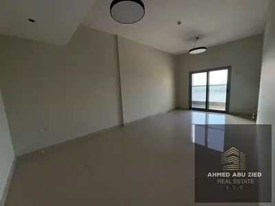 شقة فاخرة للإيجار السنوي في الجرف | موقع مميز مقابل سيتي سنتر | غرفة ماستر وصالة | تكييف مركزي | بلكونة وخزائن بالحائط | باركينج مجاني | دفعات مرنة