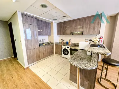 Vacant | Spacious 1 Bedroom | Prime Location |