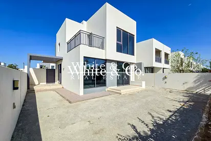 Maple Specialist | Corner Unit | View Now
