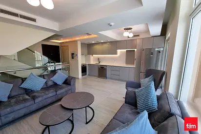 Upgraded & Furnished | Corner Unit | Big Basement