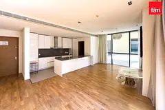 Corner Unit, Stunning, Bright and Spacious