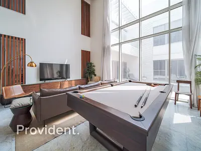 Close to Clubhouse | Upgraded | Fully Furnished