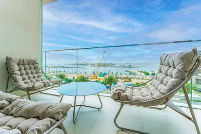 Sea View 1BR | Upgraded | Premium Amenities