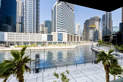 Waterfront Simplex | Vacant | Canal View