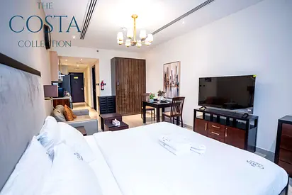 Weekly | Discounted Rates | Balcony with Canal View