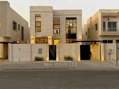 فيلا استثنائية تجمع الفخامة والراحة في منزل واحد وبسعر مميز