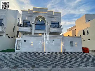 Classic villa for sale, ready to move in immediately.