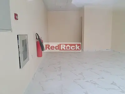 310 Sqft Shop Facing towards E611 at Aed 65K