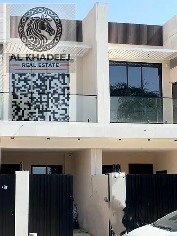 موقع مميز واستراتيجي | تشطيبات حديثه | مطبخ و خلاطات ايطاليه