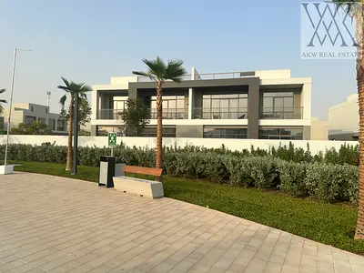 Upgraded Unit | Near To Amenities | Corner Unit