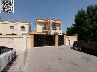 فيلاللبيع في منطقة الروضة 3 تصميم أنيق بموقع مميز  تجاري وسكني على شارع رئيسي
