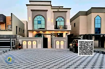 للبيع فيلا مودرن 7 غرف وروف بموقع مميز بمنطقة الحليو2 عجمان