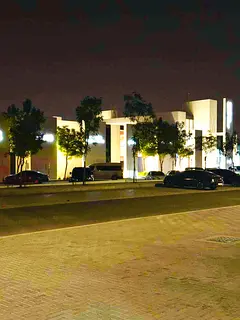 Luxury 3bhk villa 5washroom  full fur Furniture with maid room Lundary room