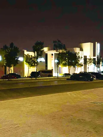 Luxury 3bhk villa 5washroom  full fur Furniture with maid room Lundary room