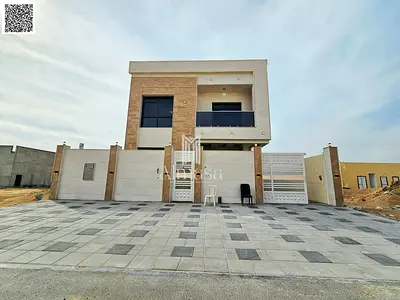 Modern family villa, 6 bedrooms with a roof terrace, freehold ownership, registration fees included.