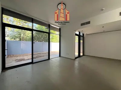 brand new 3bhk with master room close kitchen with backyard
