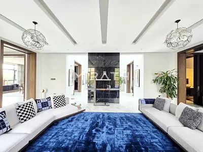 Modern Luxury Villa | Stylish Design | Private Pool & Elevator