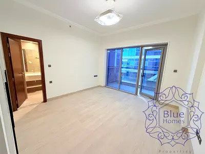 Brand new / High floor / Amenities view