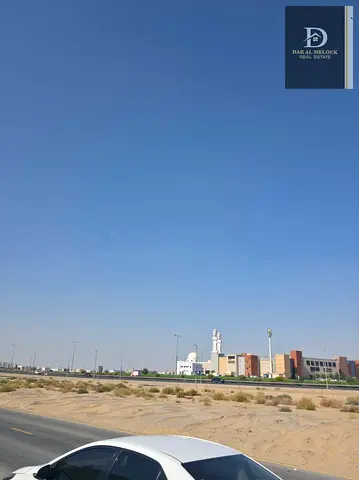 أرض سكنية للبيع في الشارقة / الطي شرق
