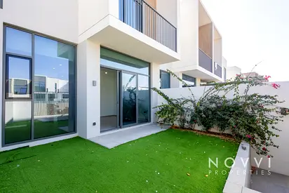 Ready to Move In | Single Row | Huge Plot