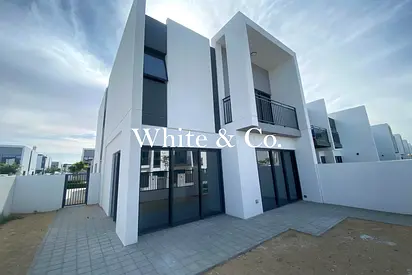 4 Bedrooms | Single Row | Vacant Soon