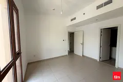 Unfurnished | Middle Floor | Vacant