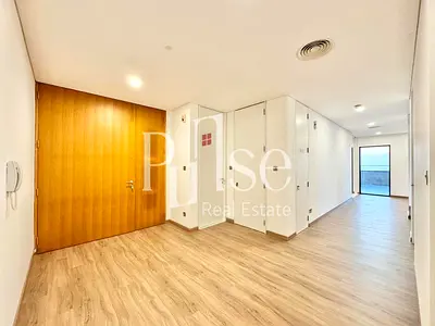 Spacious 2BR | DIFC and Sea Views | High Floor