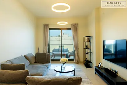 Spacious | Burj Khalifa View | MEGA SAVINGS