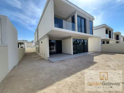 4 BR | Single row | Near Amenities