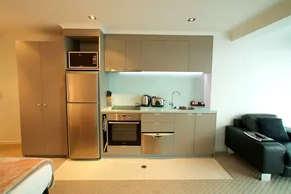 Luxury Studio Apartment with Free Bills No Deposit