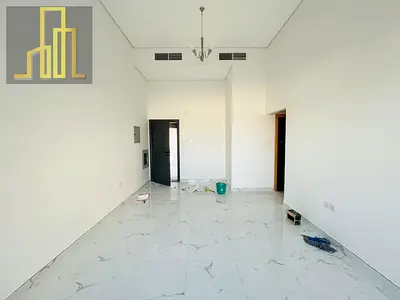 1BHK BRAND NEW BULLING FIRST SHIFFTIG I SARAB ALJADA