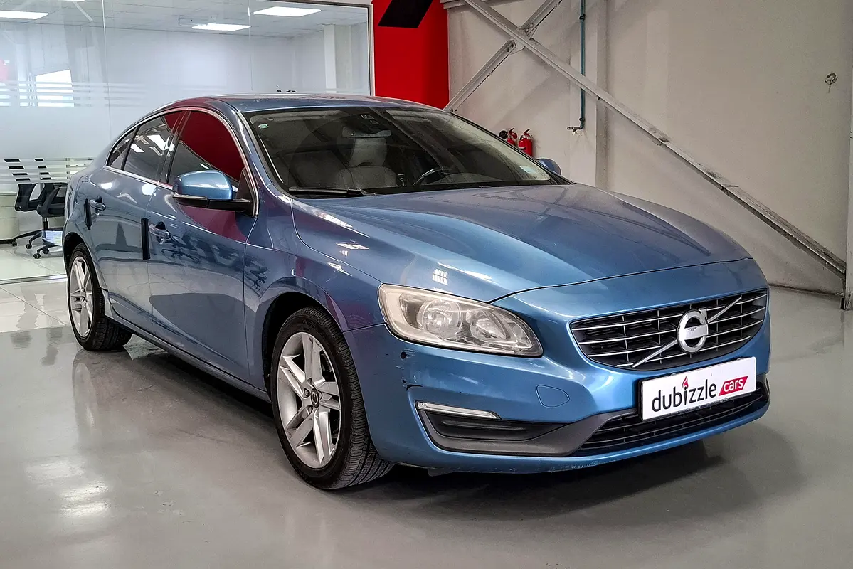 Volvo S60 2014 — photo 1 of 13