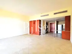 Large Studio | Tenanted | Greenery View