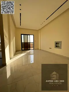 Two bedrooms and a living room with three bathrooms, one month free, brand new building, first occup