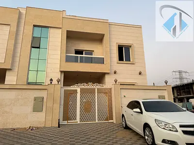Villa for sale at a great price and in a prime location. 5 bedrooms, super deluxe finishing, freehold ownership, including registration and ownership