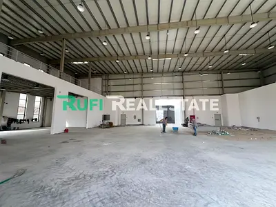 Warehouse For Rent in Umm Al Quwain