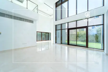 BRAND NEW POOL | BEST LOCATION | READY TO MOVE IN