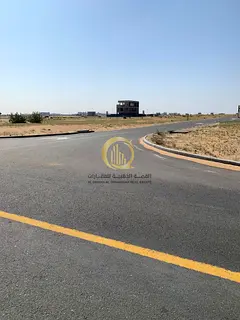Two adjacent plots of land for sale in prime locations in Mazir'ah A, corner lot on 3 streets