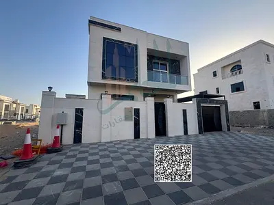 ✨ فرصة استثنائية لعشاق السكن الراقي ✨ فيلا جديدة للإيجار في العامرة – أول ساكن، تجمع بين الفخامة والراحة العائلية. 📍 موقع مميز قريب من المدارس والخدم