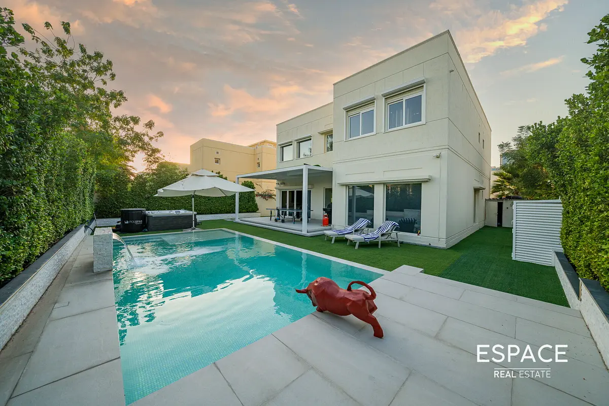 5 Beds Type 7 | Renovated and Extended