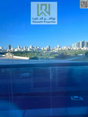 شقة غرفة وصالة في أبراج سيتي تاور بإطلالة كاملة على القصر | طابق أول وبلكونة