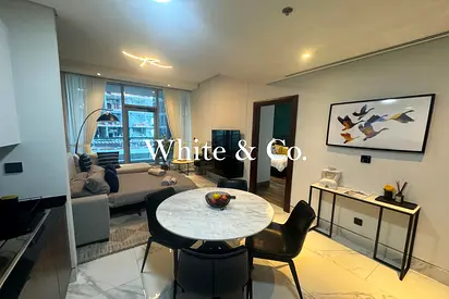 CANAL VIEW/ LARGE BALCONY/ FULLY FURNISHED