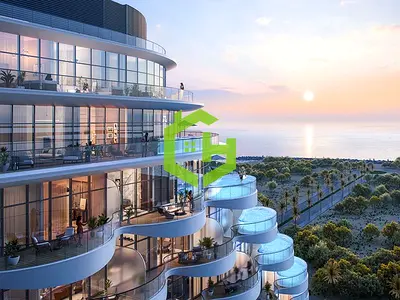 Premium Amenities | Beachfront Access | High Floor