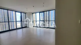 Bright Apartment | Water Views | Creek Residences