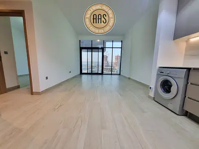 Best Price | Butj Khalifa View | Huge Layout | Chiller Free |