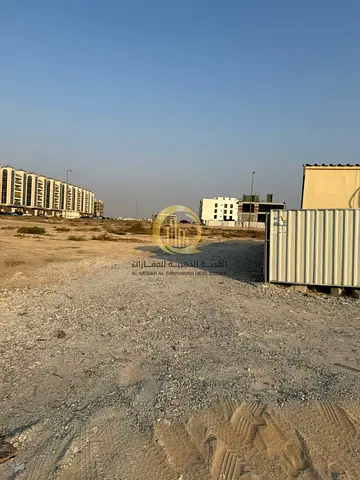 ارض تجارية للبيع في مدينة تلال تصريح ارضي وثلاث طوابق تملك حر لجميع الجنسيات العربية والاجنبية